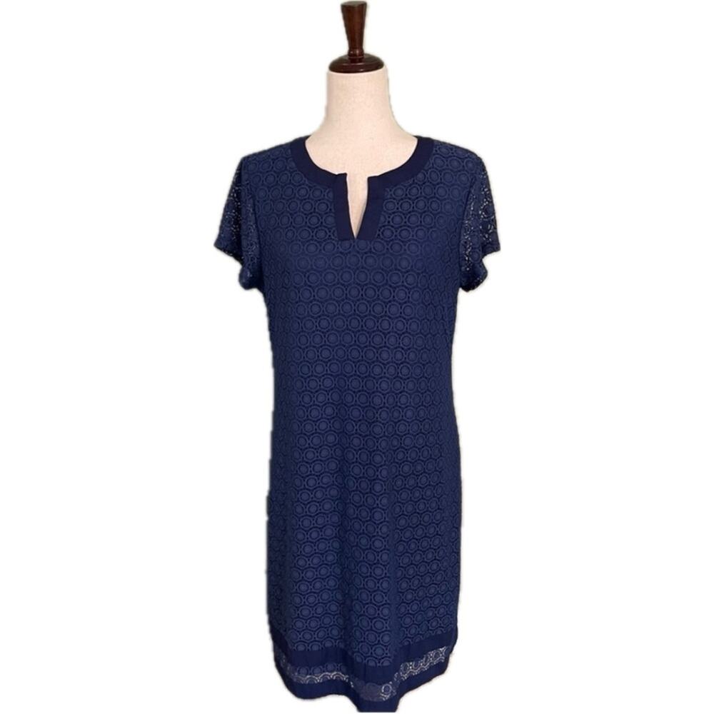 Isaac Mizrahi Live Lace Overlay Shift Dress V-Neck Navy Blue Short Sleeve Size M